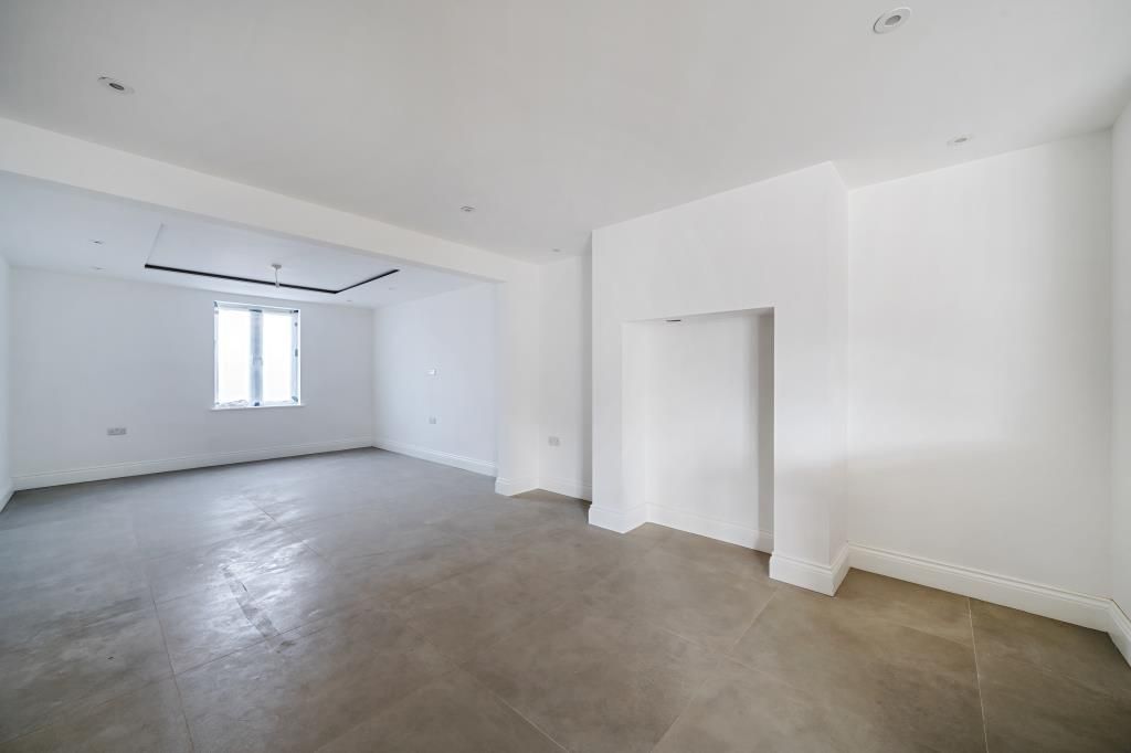 Property photo 2 of 11 Reception Room