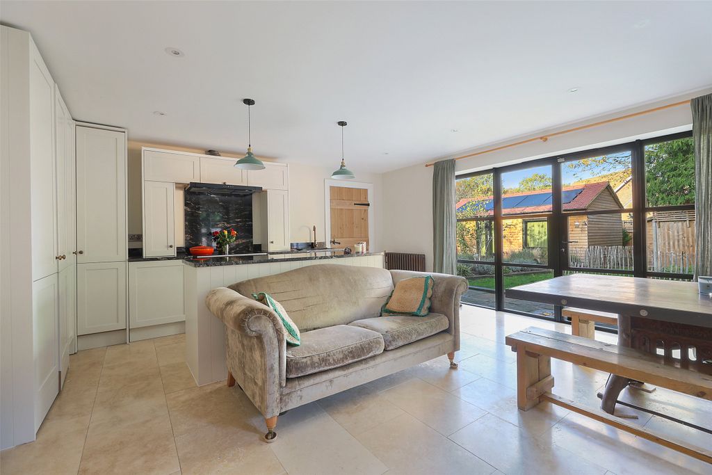 Property photo 2 of 24 Kitchen