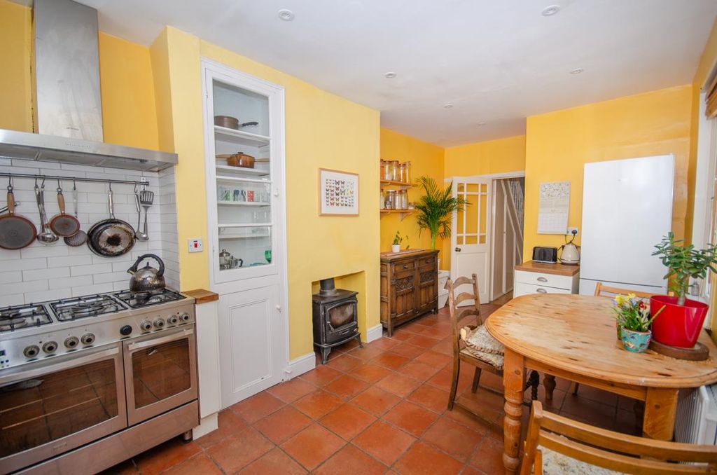 Property photo 3 of 31 Chelsea Park-49.Jpg