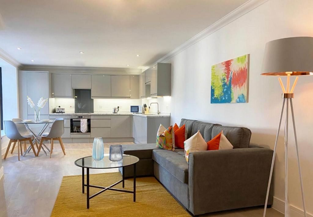 Additional image 9 of 2 bed flat to rentVictoria Street, Rochester ME1