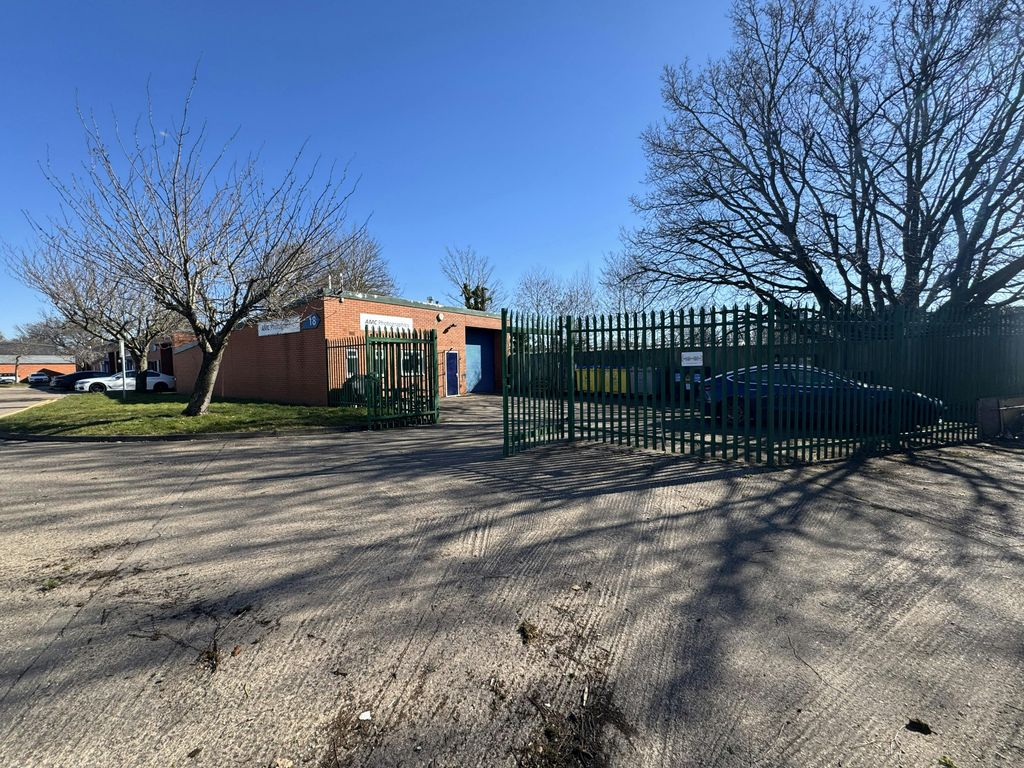 Property photo 1 of 7 18CC 12.Jpg