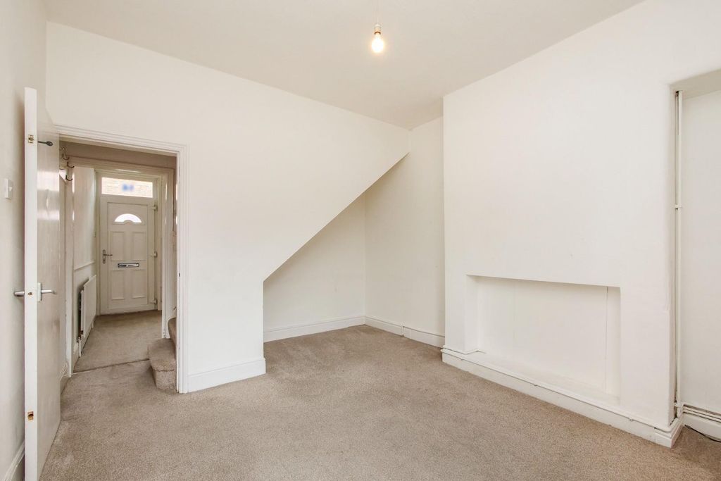 Property photo 3 of 15 Pnmb0149.Jpg