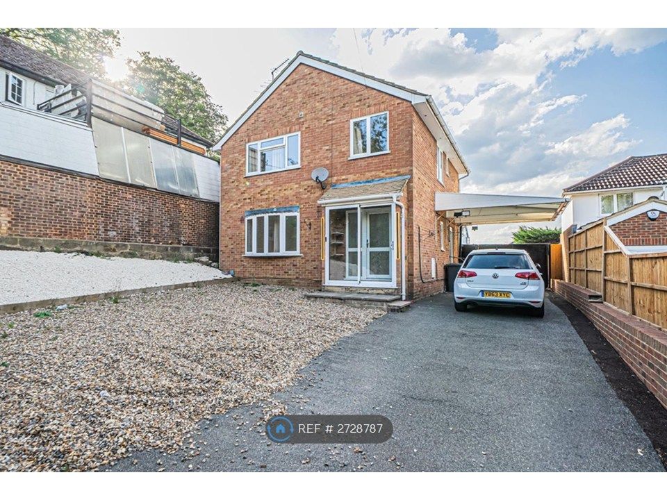 Property photo 3 of 27