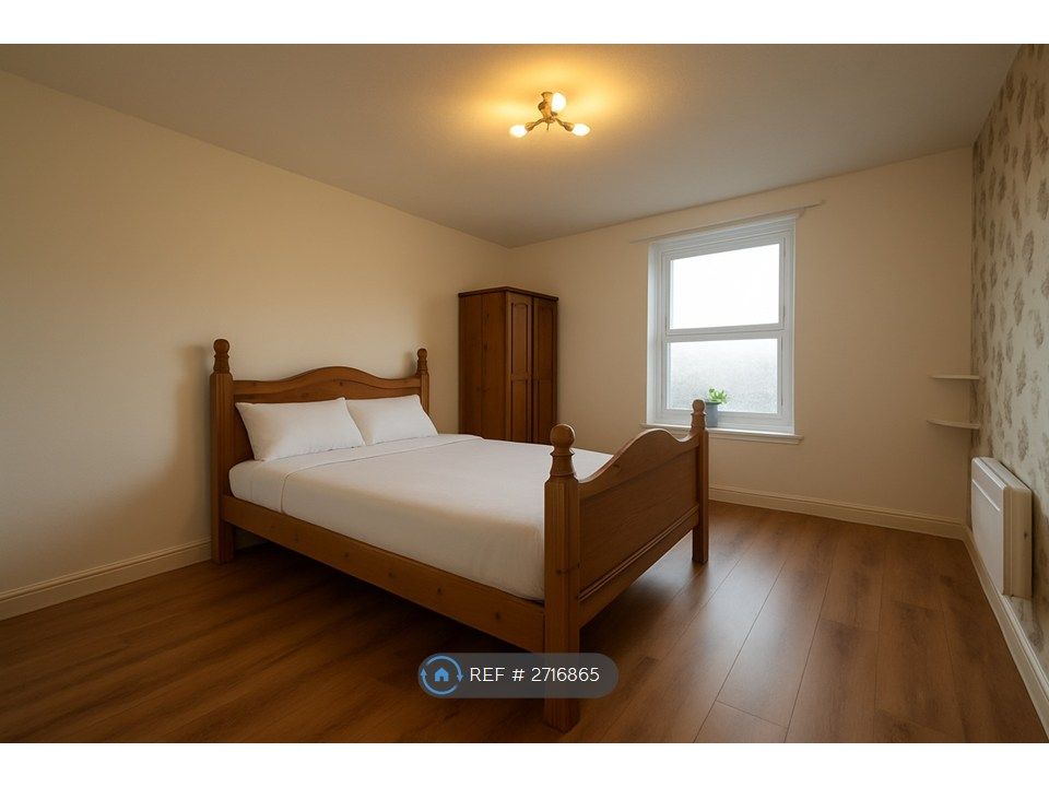 Property photo 1 of 3