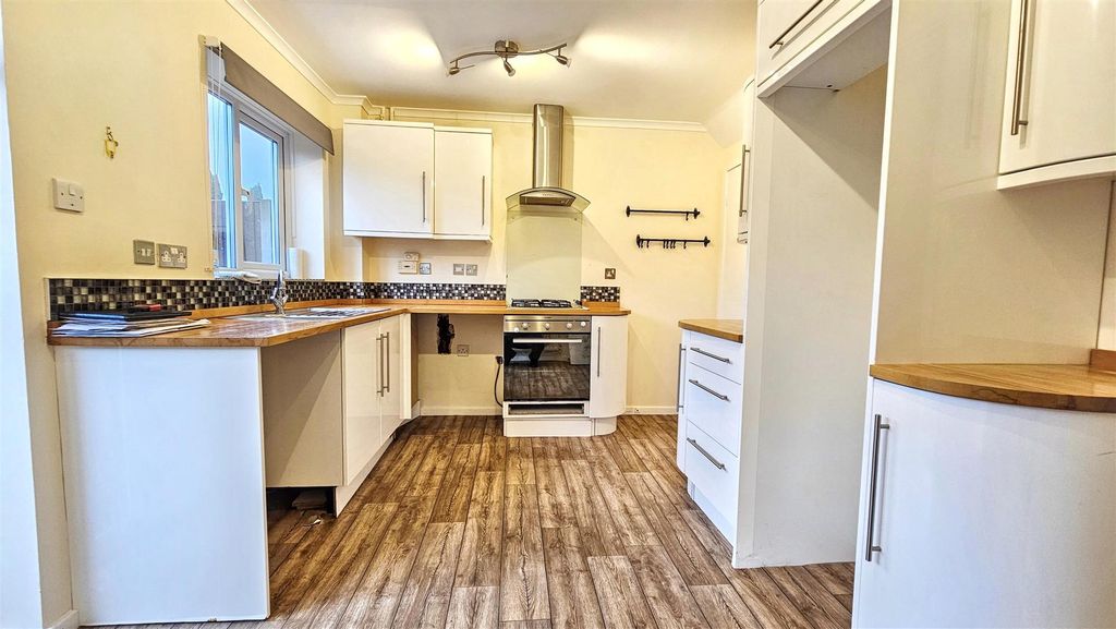 Property photo 3 of 13 20260123_104627.Jpg