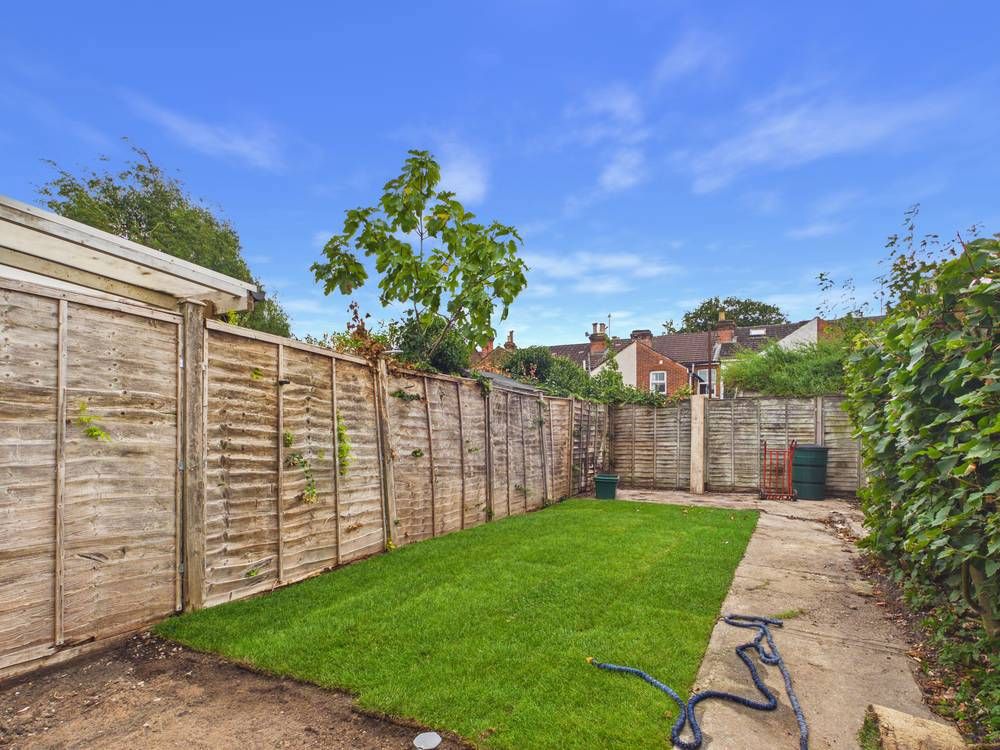 Property photo 2 of 7 Giraffe360-Still002