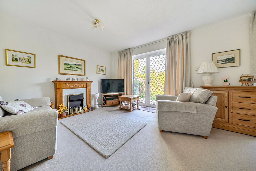 Property photo 2 of 14