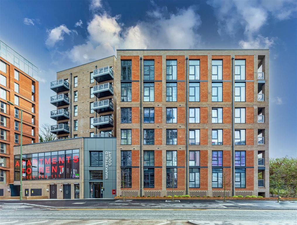 Property photo 1 of 8 External.Jpg