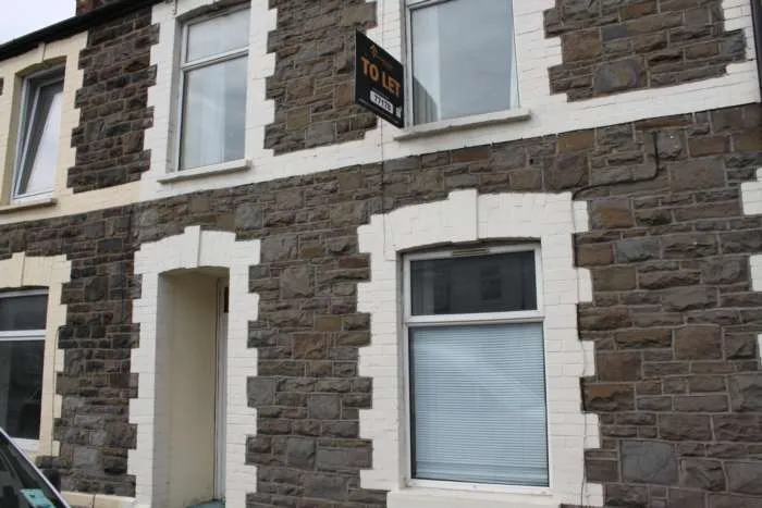 House in Cardiff CF24, Cathays - View 6