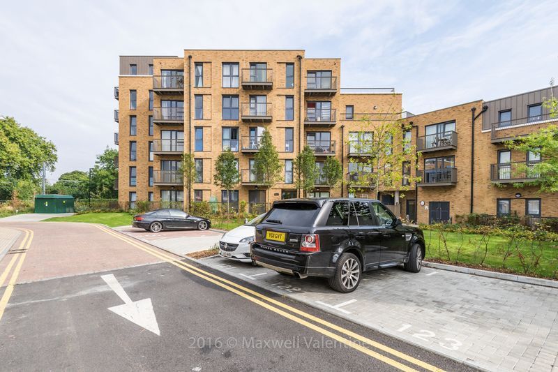 Property photo 2 of 9 Photo 4