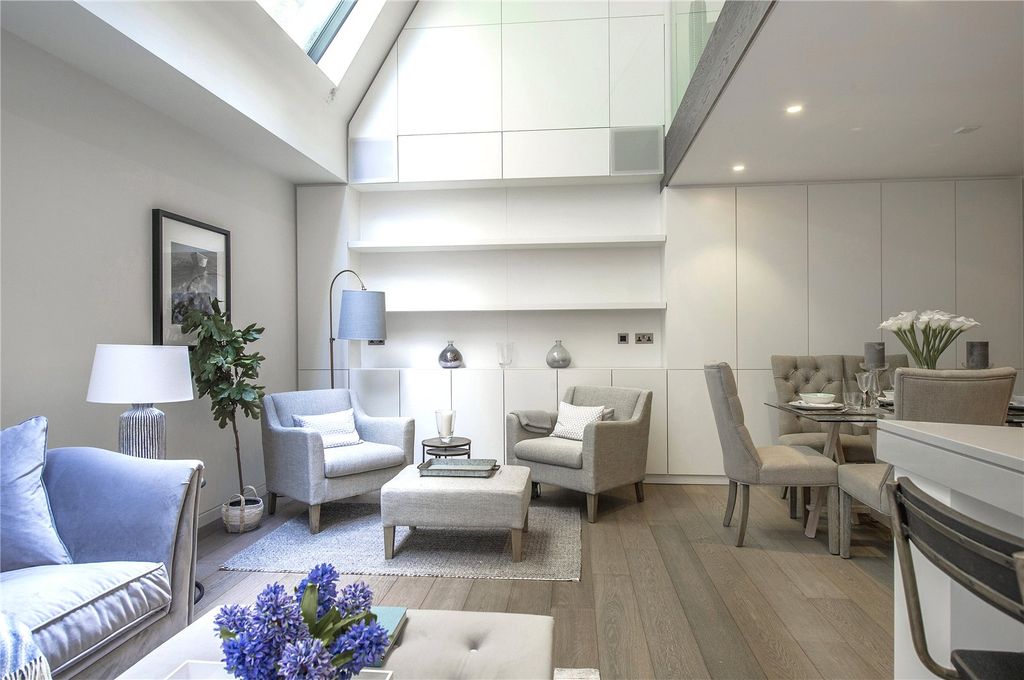 Property photo 1 of 17 Reception Room