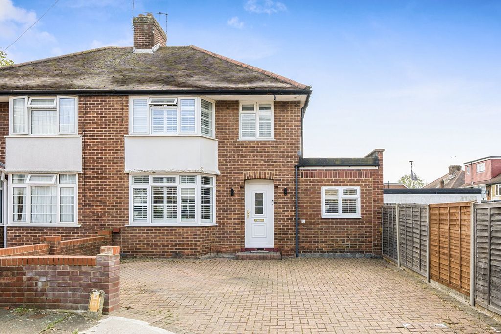 Property photo 1 of 20