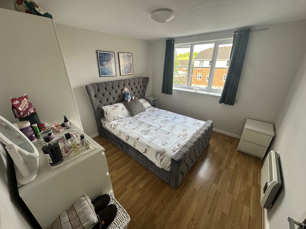 Property photo 2 of 6