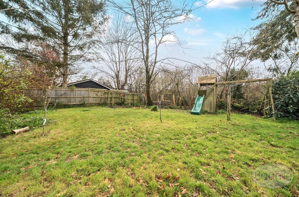Additional image 10 of 5 bed detached house for salePulens Crescent, Petersfield, Hampshire GU31
