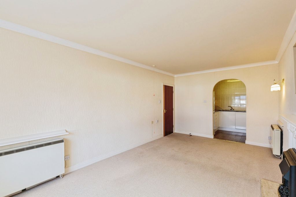 Property photo 2 of 10 Living Room