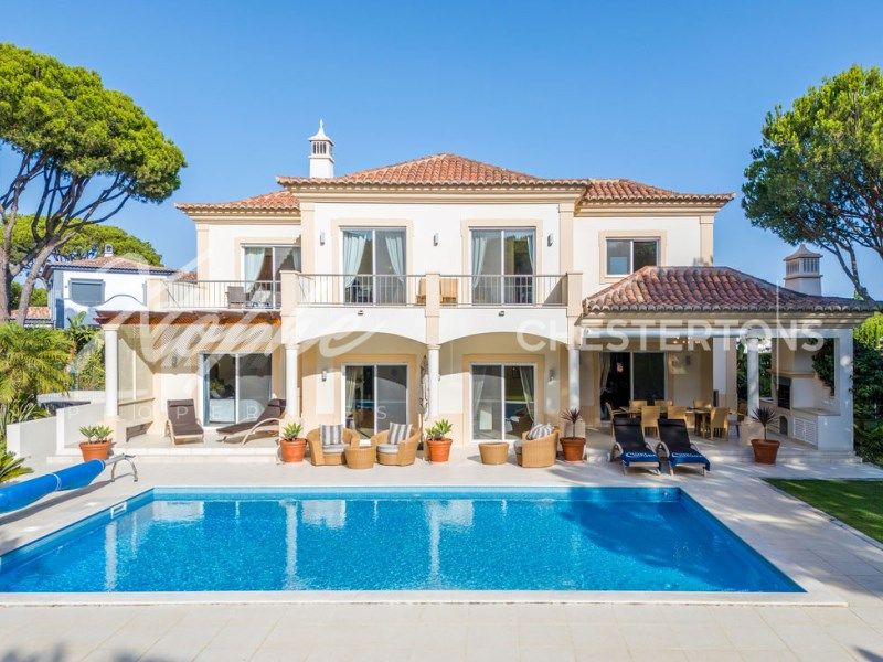 Property photo 1 of 18