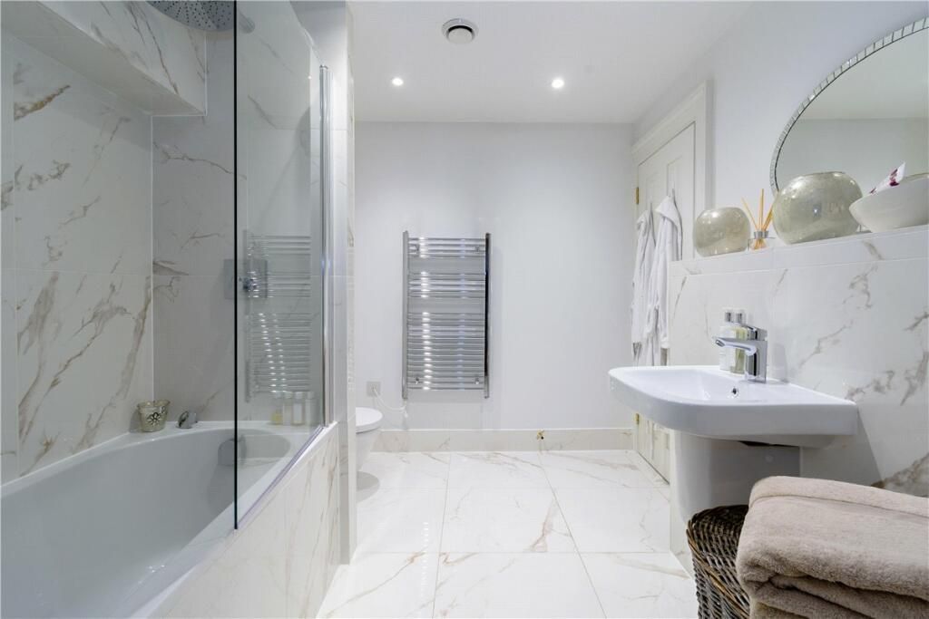 Property photo 2 of 2