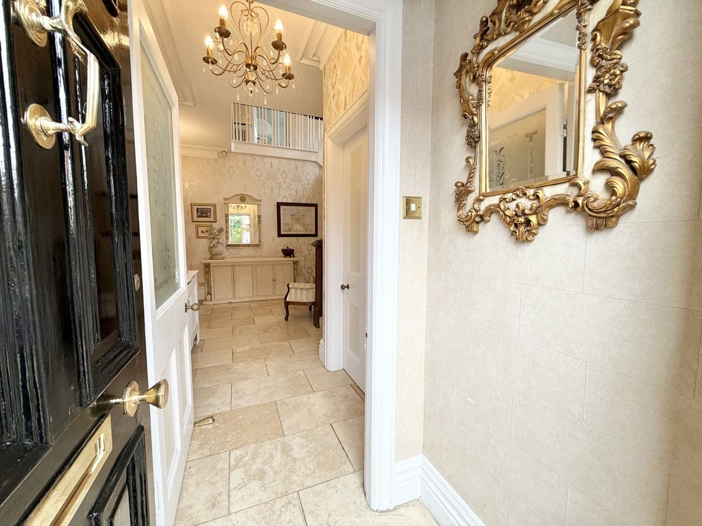 Property photo 3 of 51 Img_4666