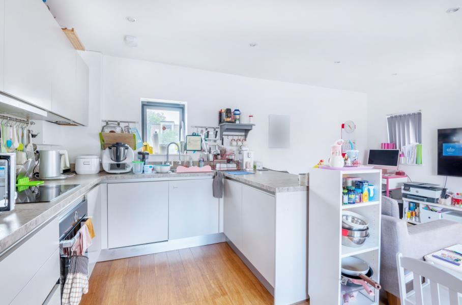 Property photo 2 of 6