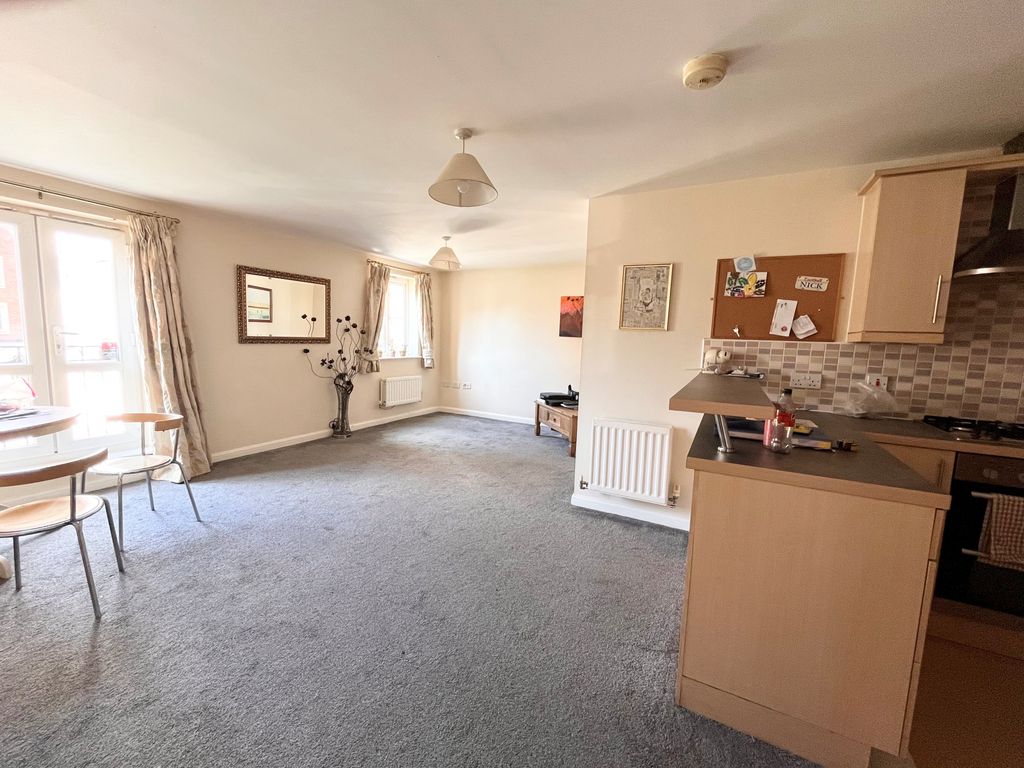 Property photo 3 of 9 Dfhdfh