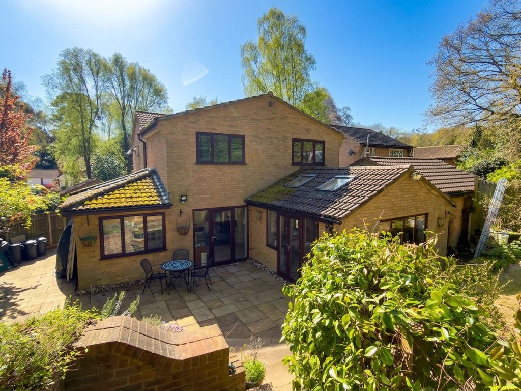 Property photo 1 of 20