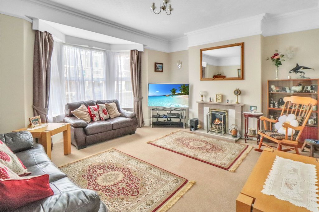 Property photo 2 of 15 Picture No. 02