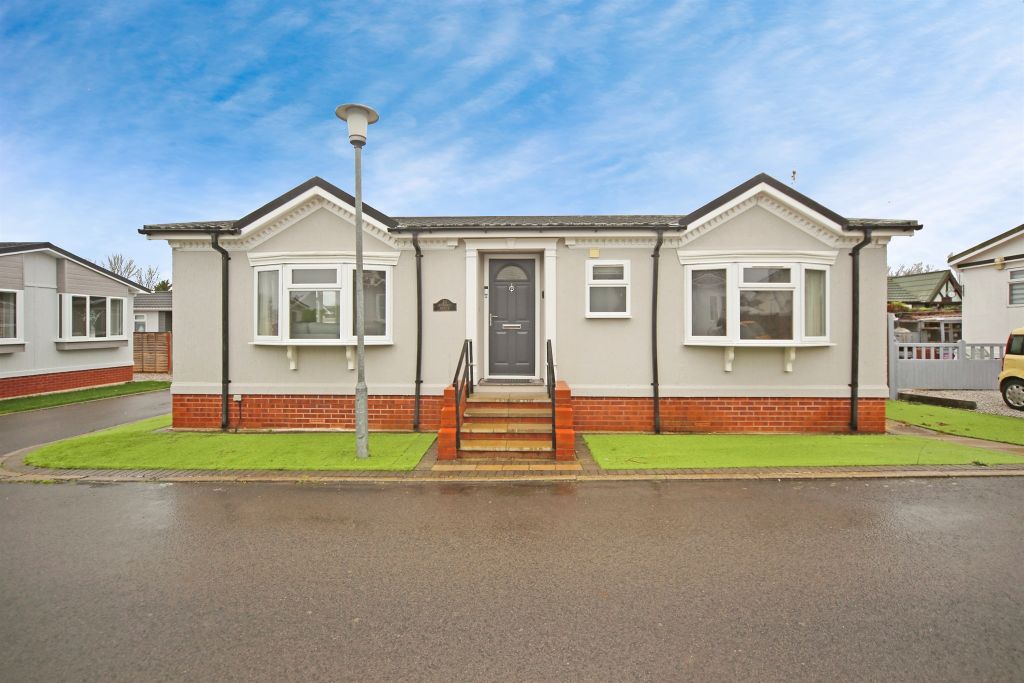 Property photo 1 of 24