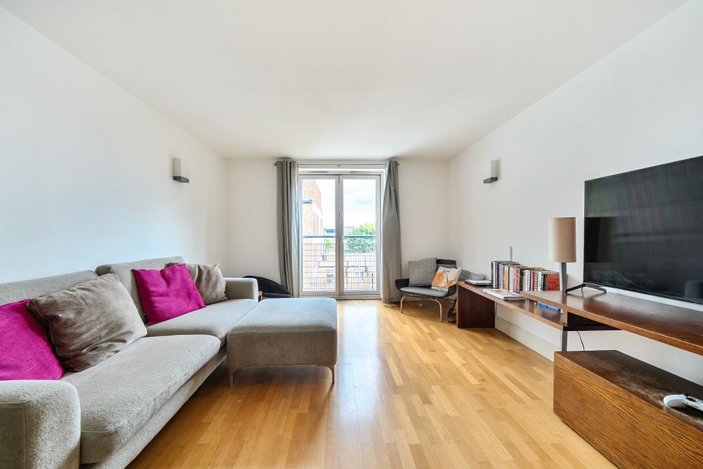 Property photo 3 of 12