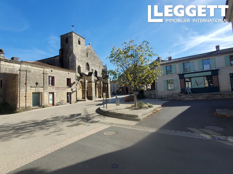 Property photo 2 of 10