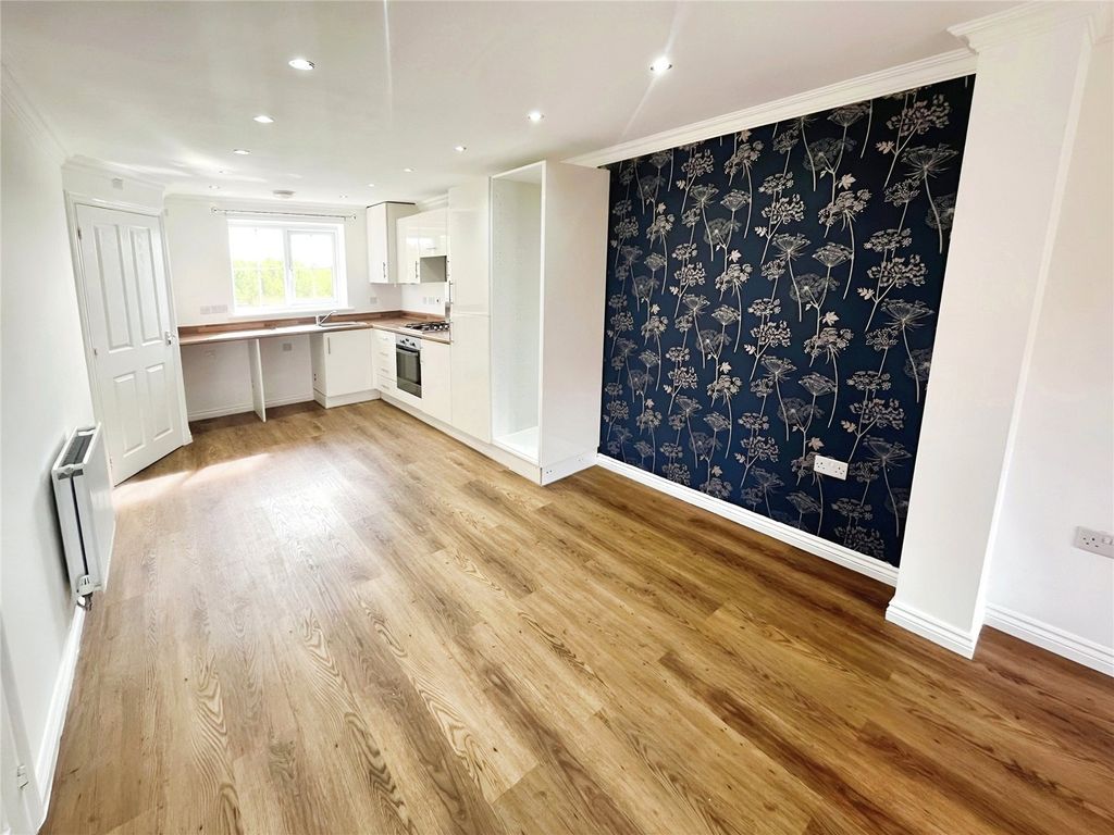 Property photo 3 of 14 Open Plan Living