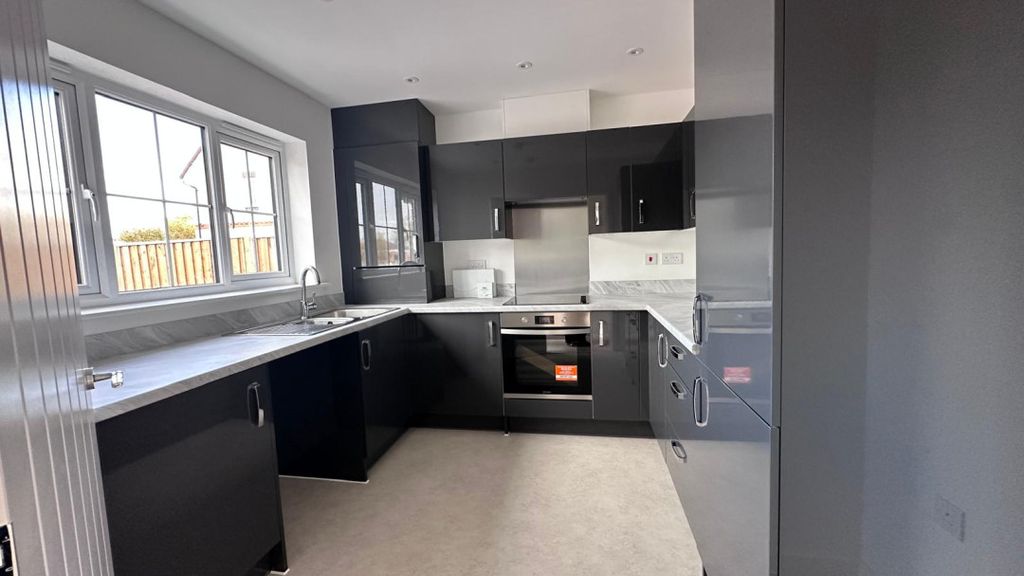 Property photo 3 of 9 Plot Image