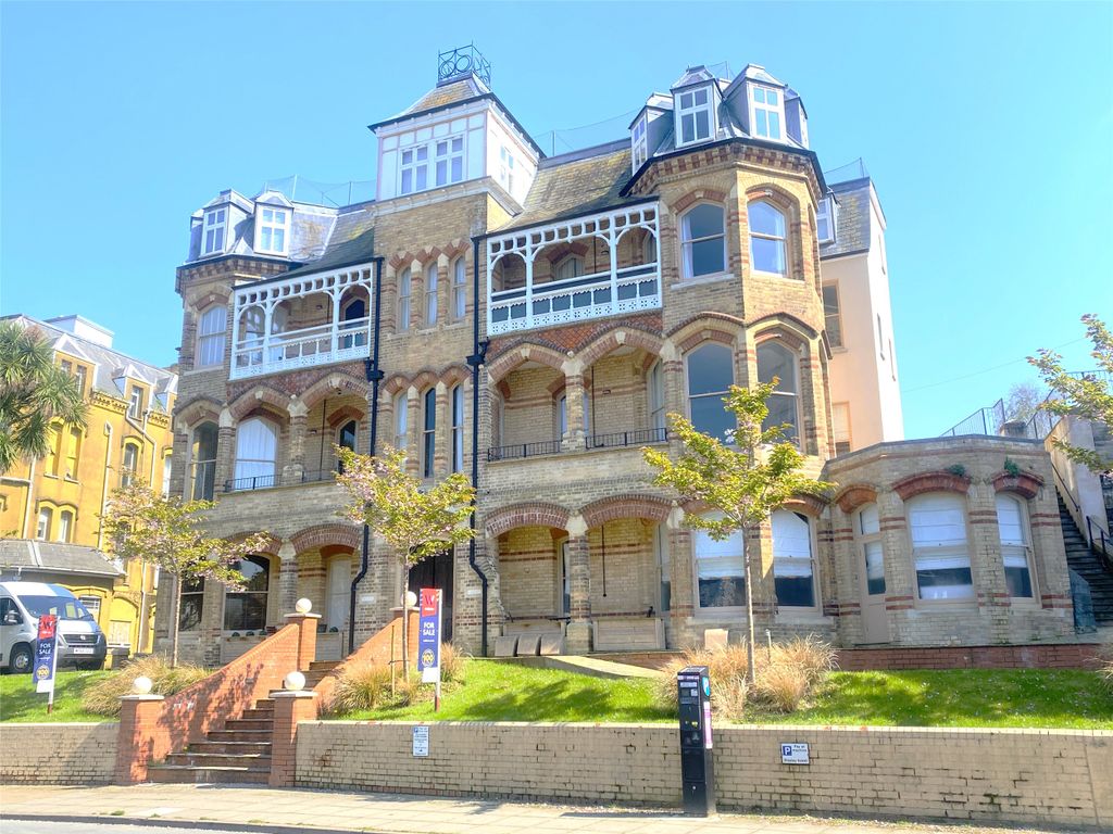 Property photo 1 of 12 1 - Picture No. 27