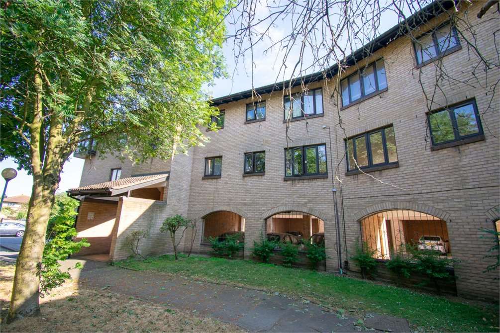 Property photo 2 of 5