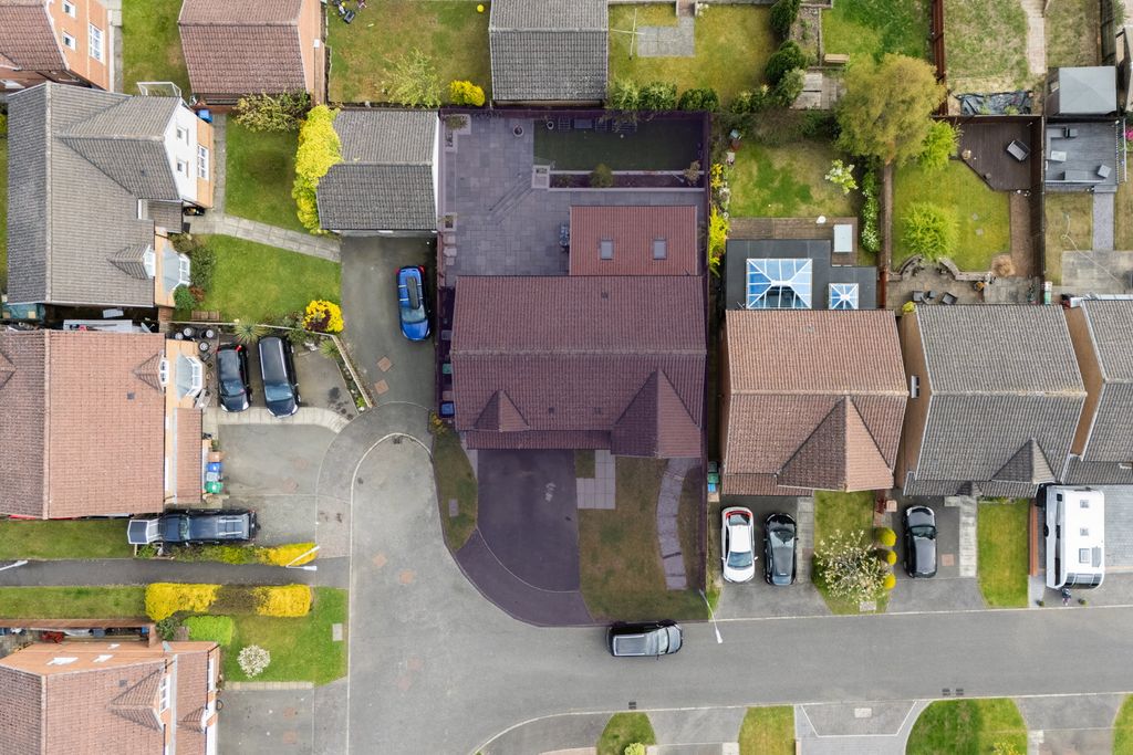 Property photo 3 of 39