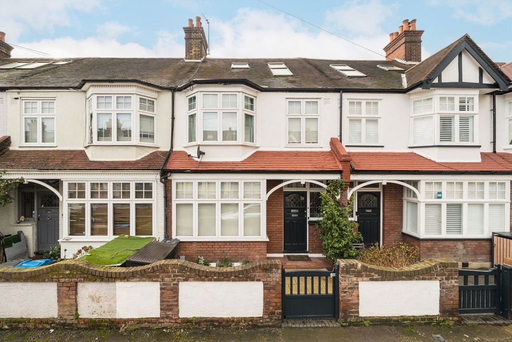 Property photo 1 of 8