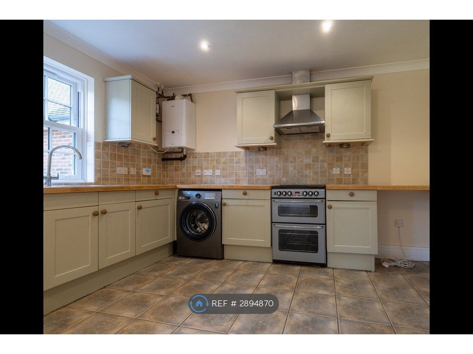 Property photo 3 of 26