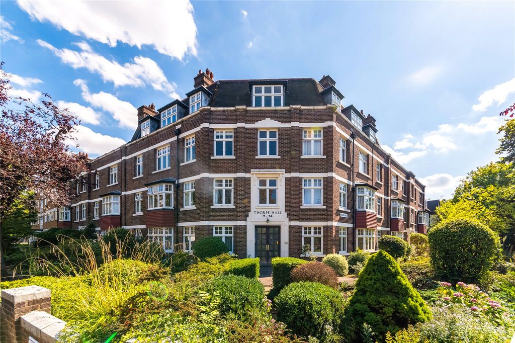 Property photo 1 of 17 Picture No. 11