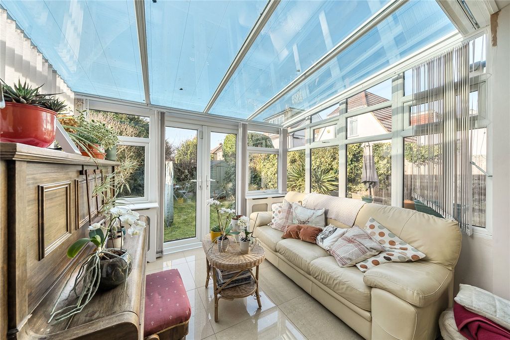 Property photo 2 of 25 Picture No. 58