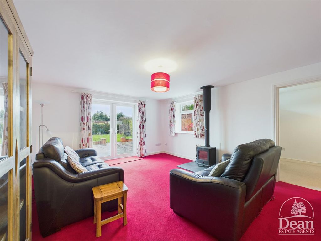 Property photo 2 of 14