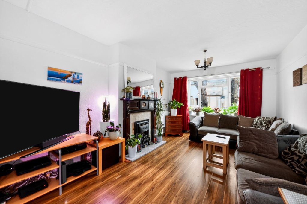 Property photo 2 of 22