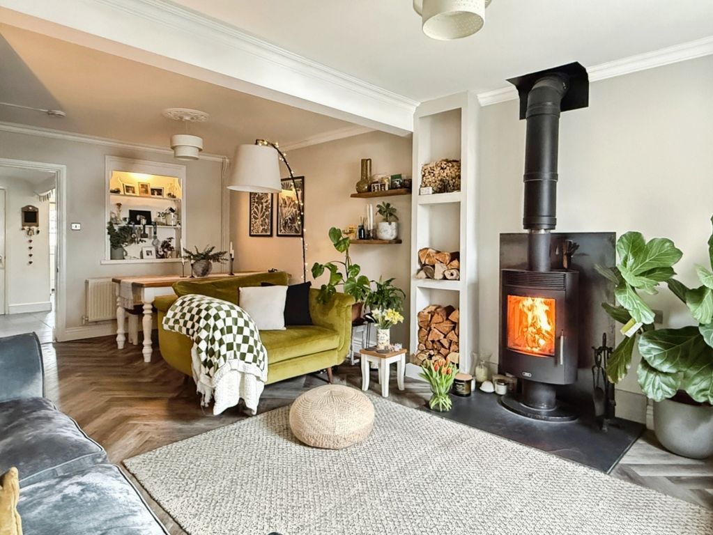 Property photo 2 of 20 Pbox-Img.Jpeg