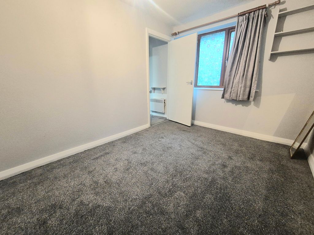 Property photo 3 of 7 Image