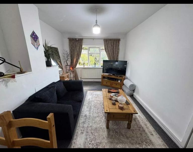 Property photo 3 of 8
