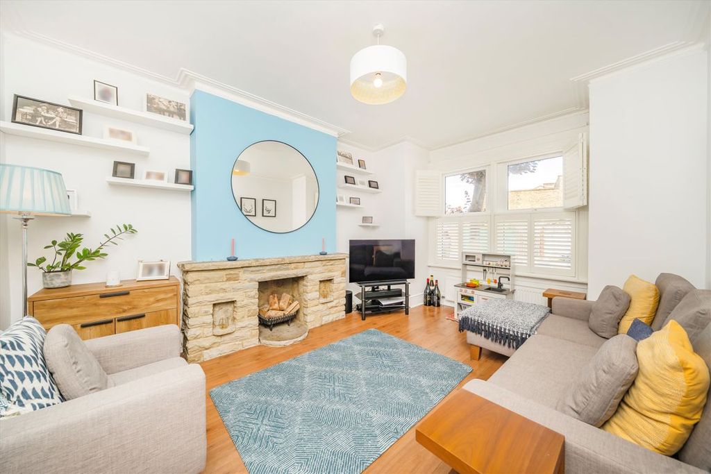 Property photo 1 of 10