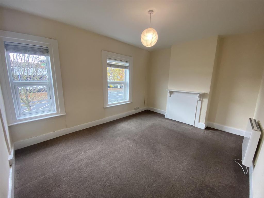 Property photo 3 of 4 Bedroom