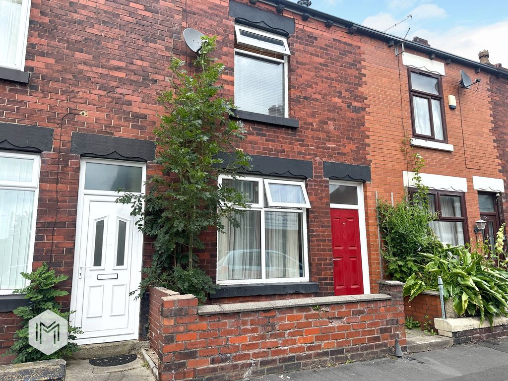Property photo 1 of 13