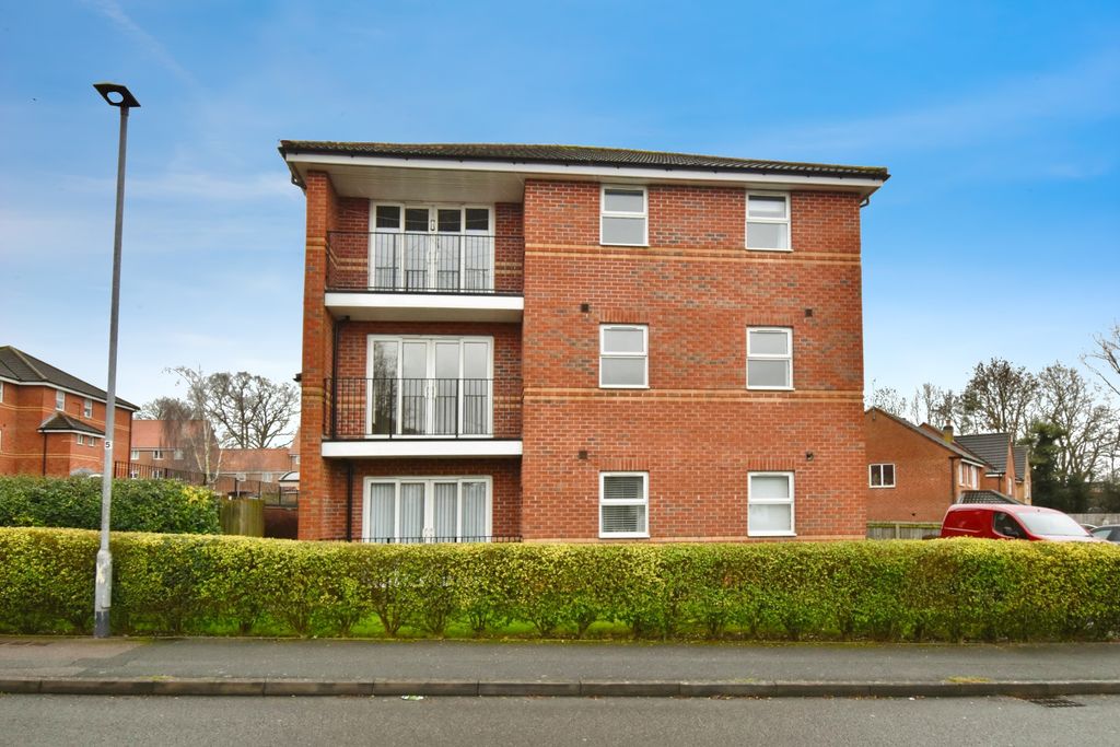 Property photo 1 of 9 d498B994-Img_34855_1_Original