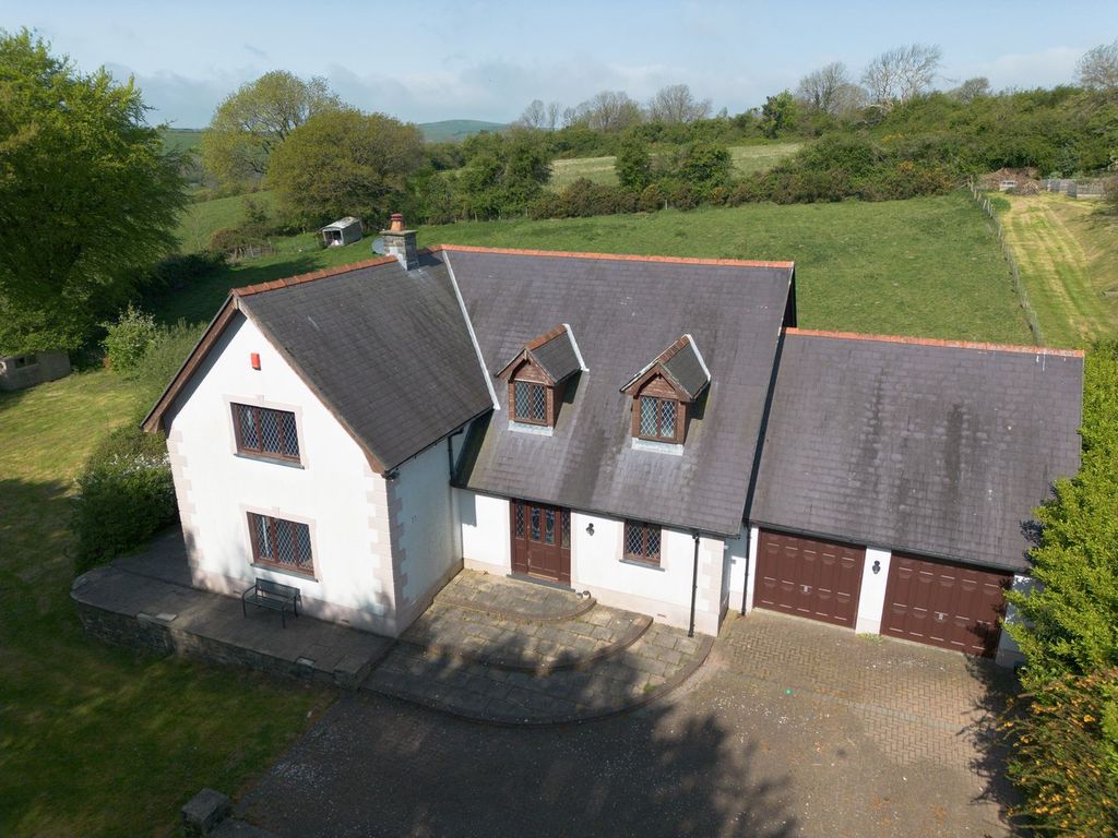 Property photo 2 of 42