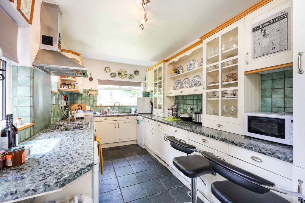 Property photo 3 of 10 Photography