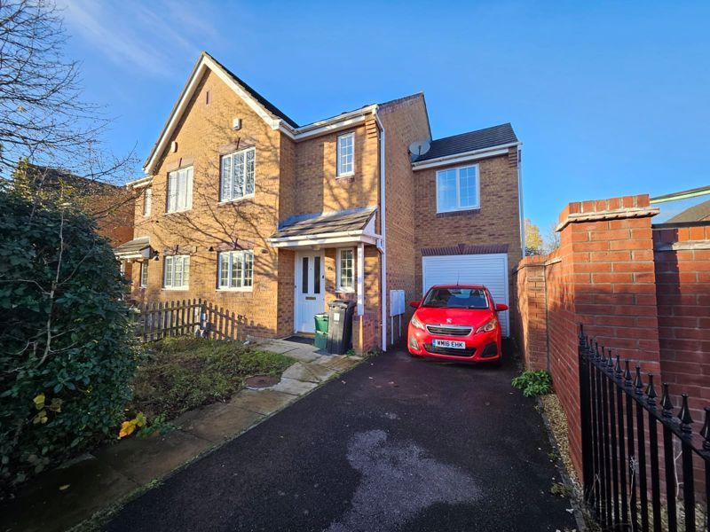 Property photo 1 of 15 Photo 14